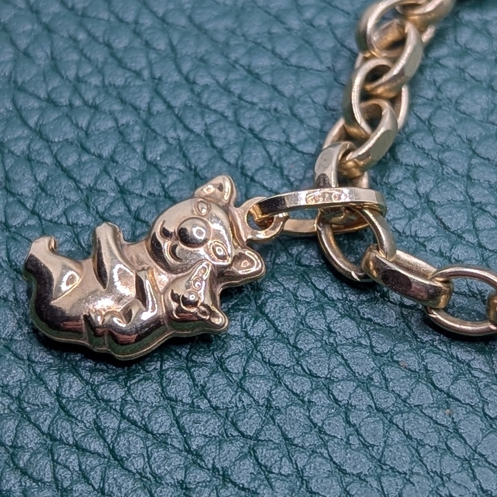 ✨ 9k Yellow Gold Belcher Charm Bracelet ✨ - Picture 4 of 10